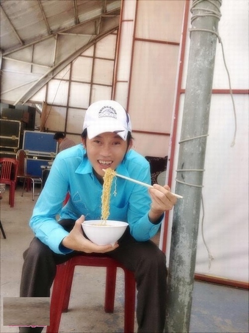 16 khoảnh khắc "đáng thương" của danh hài Hoài Linh - 7