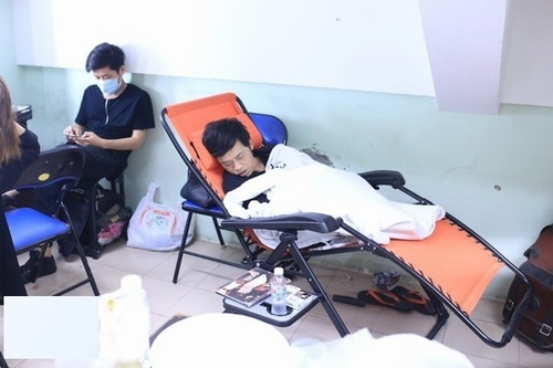 16 khoảnh khắc "đáng thương" của danh hài Hoài Linh - 5