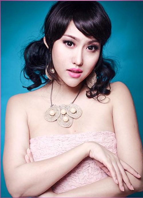 Hành trình nâng mũi 11 năm của Phi Thanh Vân - 9