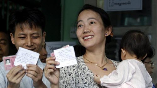 Ảnh: Toàn cảnh cuộc bầu cử lịch sử tại Myanmar - 1