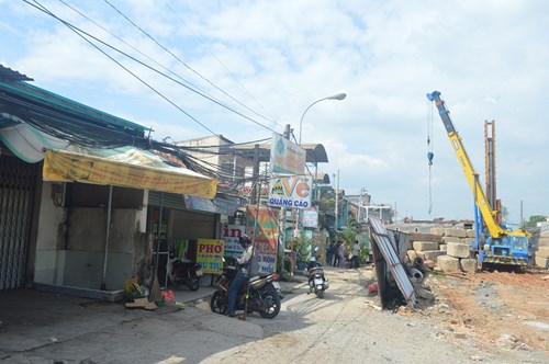 Thục mạng tháo chạy khi bê tông công trình đổ sập - 4