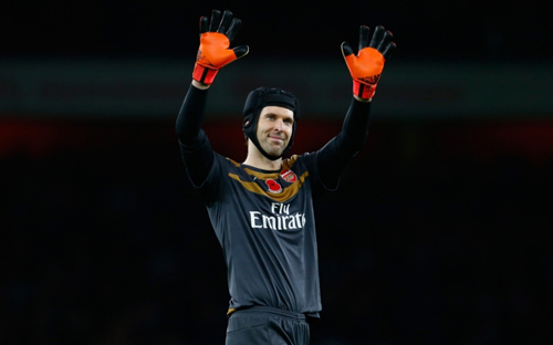 "Người nhện" ở Premier League: Cech vượt De Gea - 2