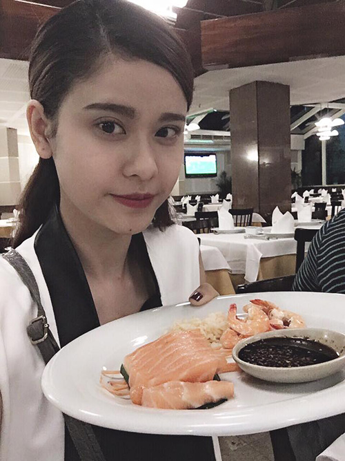 Facebook sao 10/11: Quỳnh Chi lên tiếng sau tin mất tích - 2