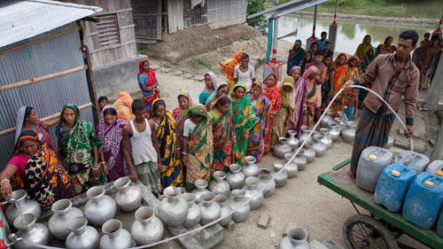 Ảnh: Sống trong cảnh ô nhiễm dễ sợ ở Bangladesh - 12