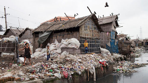 Ảnh: Sống trong cảnh ô nhiễm dễ sợ ở Bangladesh - 2
