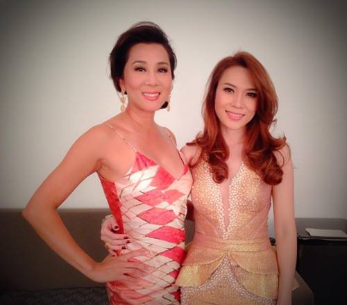 Facebook sao 11/11: Midu "nhắm mắt lại, mai là ngày mới" - 10