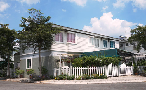 Nhà phố EHome 4: giá rẻ + tiện ích sống đầy đủ - 1