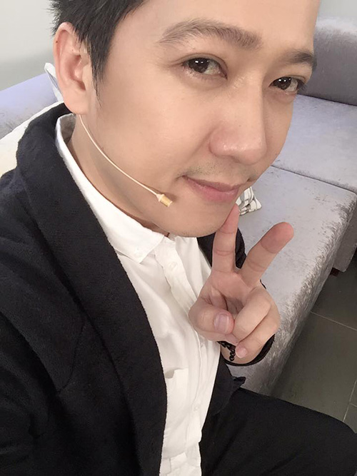 Facebook sao 11/11: Midu "nhắm mắt lại, mai là ngày mới" - 5