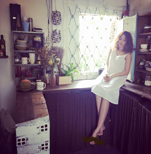 Facebook sao 11/11: Midu "nhắm mắt lại, mai là ngày mới" - 7