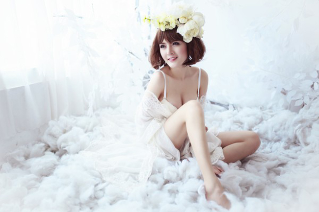 Lilly Luta được mệnh danh là búp bê Việt.