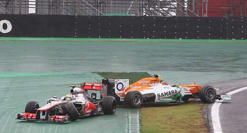 F1, Lewis Hamilton: "Ma ám" ở Interlagos - 1