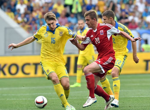 Trước loạt play-off Euro 2016: Gánh nặng trên vai Ibra - 2