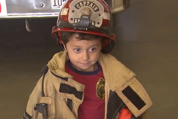 Bé 5 tuổi cứu sống bà khỏi hỏa hoạn nhờ khóa học sinh tồn - 1
