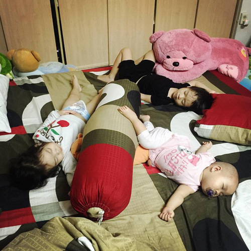 Facebook sao 12/11: MC Kỳ Duyên nắm tay bạn trai giữa tâm bão - 5