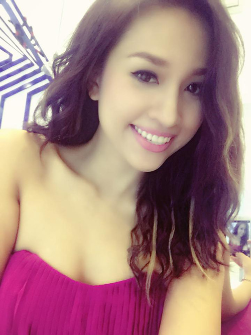 Facebook sao 12/11: MC Kỳ Duyên nắm tay bạn trai giữa tâm bão - 6