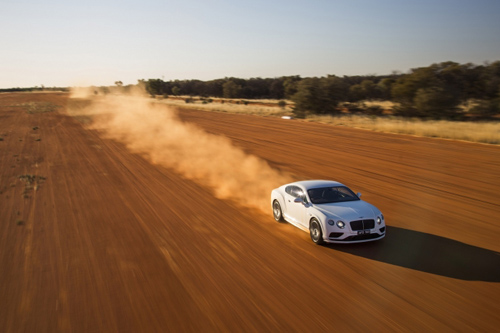 Bentley Continental GT Speed “quá nhanh, quá nguy hiểm” - 1