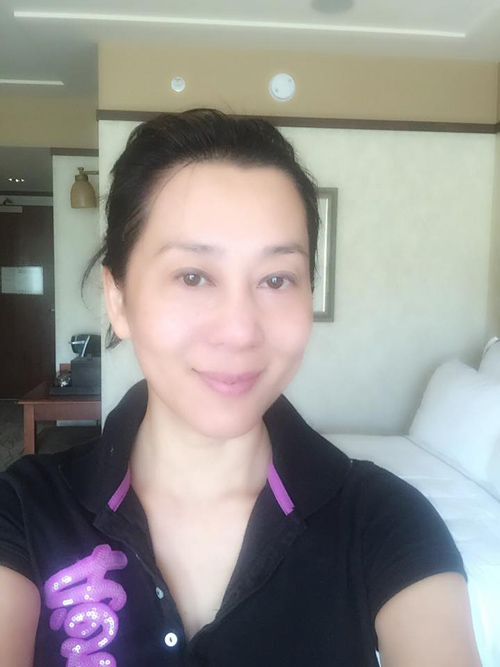 Facebook sao 13/11: Thủy Tiên khoe eo thon bên ông xã - 2