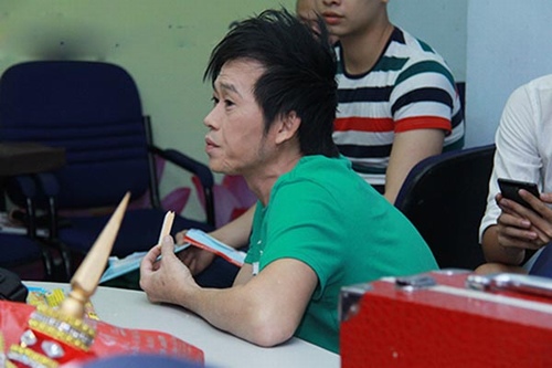 Loạt ảnh Hoài Linh "da đụng xương" khiến fan xót xa - 8