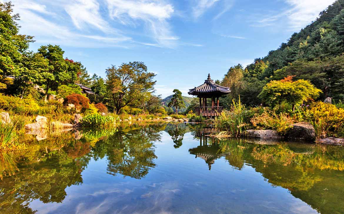 Ngắm cảnh sắc nên thơ trong bộ phim "Cô nàng xinh đẹp" - 9