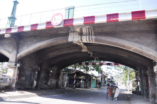 TP.HCM: “Khai tử” cây cầu gần trăm tuổi, người dân tiếc nuối - 10