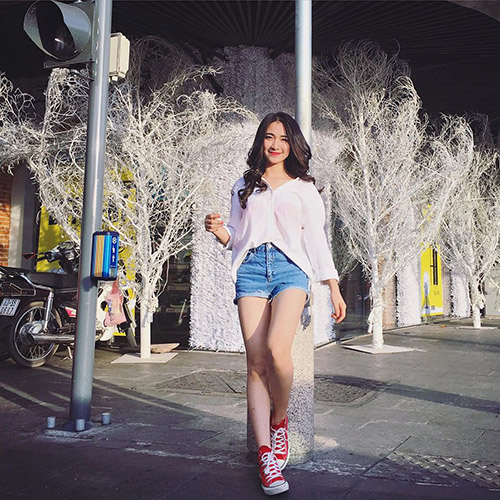 Facebook sao 14/11: Midu "tỏa sáng như một viên kim cương" - 6