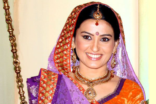 Dàn mỹ nhân đẹp như hoa của "Cô dâu 8 tuổi" - 1