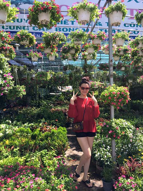 Facebook sao 14/11: Midu "tỏa sáng như một viên kim cương" - 5