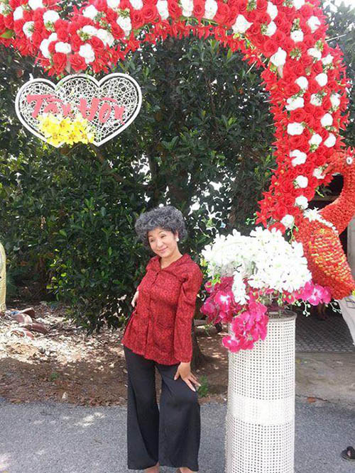 Facebook sao 14/11: Midu "tỏa sáng như một viên kim cương" - 9