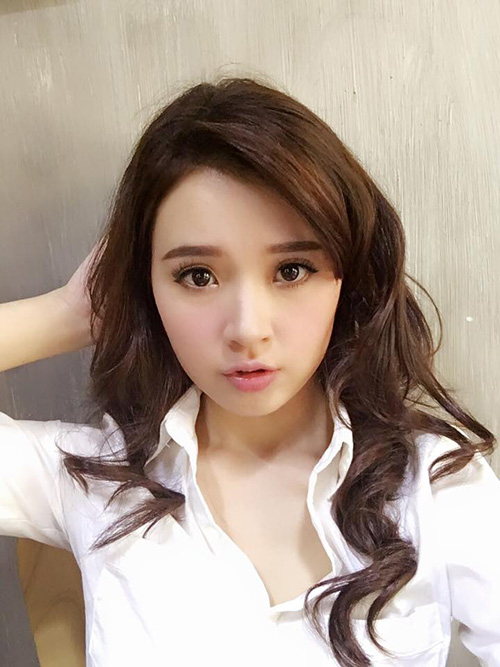 Facebook sao 16/11: Hà Hồ khoe "người đàn ông duy nhất" - 3