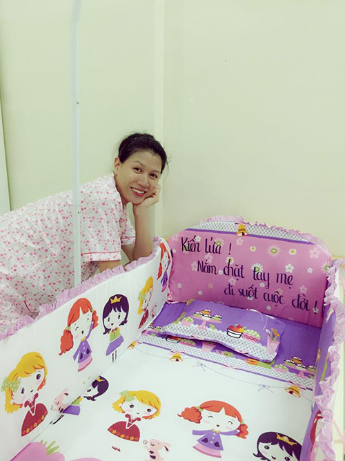 Facebook sao 16/11: Hà Hồ khoe "người đàn ông duy nhất" - 5