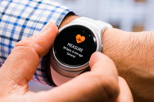 Đánh giá Samsung Gear S2: Dáng đẹp, thiết kế xoay siêu “độc” - 3