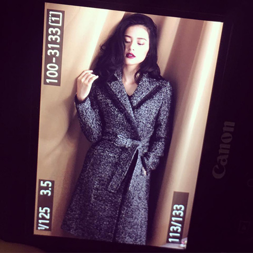 Facebook sao 18/11: Tóc Tiên "không thẳng được thì xéo" - 4