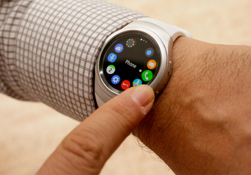 Samsung Gear S2 đối đầu Apple Watch - 8