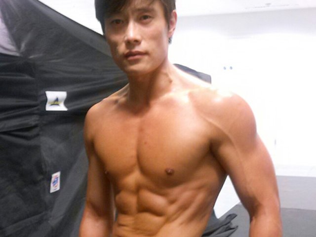 lee byung hun red 2 body