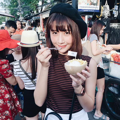 Facebook sao 18/11: Tóc Tiên "không thẳng được thì xéo" - 6