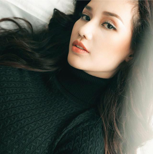 Facebook sao 18/11: Tóc Tiên "không thẳng được thì xéo" - 13