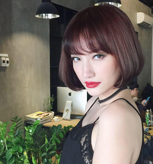 Facebook sao 19/11: Trường Giang, Nhã Phương lộ "vết nứt" - 5