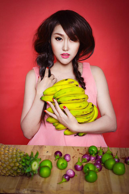 Facebook sao 19/11: Trường Giang, Nhã Phương lộ "vết nứt" - 12