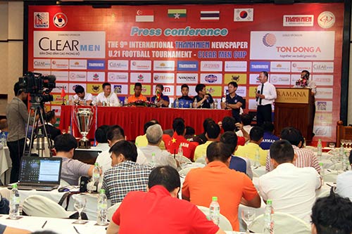 U21 Clear Men Cup: U21 Việt Nam “thách đấu” U21 HAGL - 1