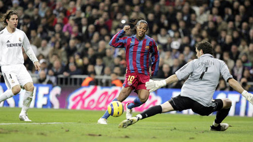 Ronaldinho: Nghệ sỹ "số 1" ở sân khấu Kinh điển - 1