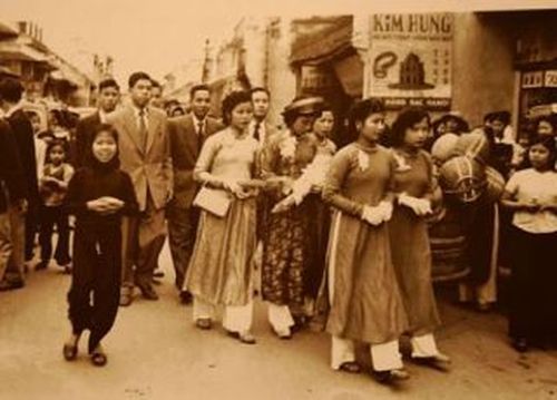 Đám cưới người Việt: Bao giờ mới thôi &#34;trả nợ miệng&#34; - 2