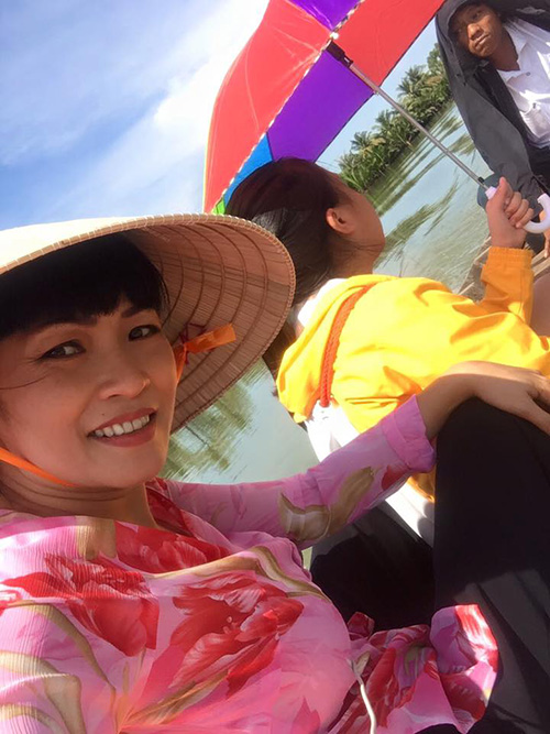 Facebook sao 20/11: Quốc Cường khoe gia đình hạnh phúc - 7