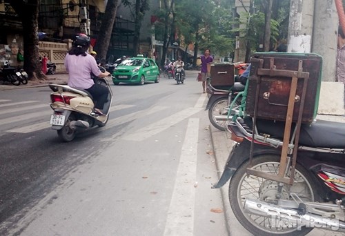 Những &#34;ám hiệu&#34; trong kinh doanh ở vỉa hè Hà Nội - 10