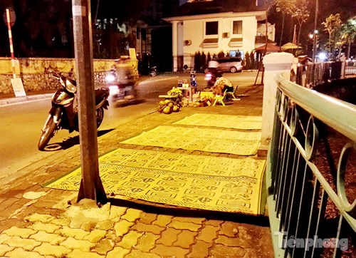 Những &#34;ám hiệu&#34; trong kinh doanh ở vỉa hè Hà Nội - 13