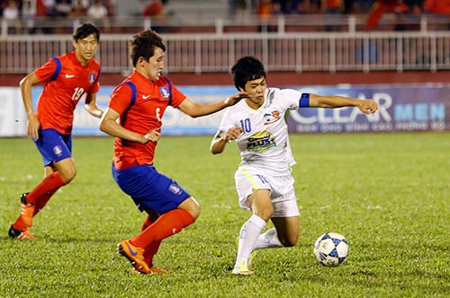 HLV U19 Hàn Quốc: U21 HAGL là tương lai bóng đá VN - 1