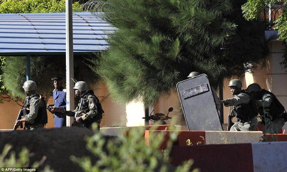 Cận cảnh lực lượng đặc nhiệm giải cứu 170 con tin ở Mali - 1