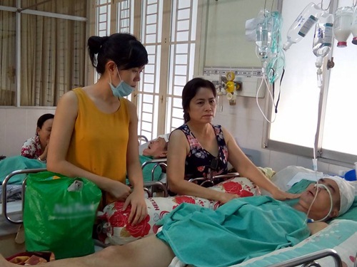 Diễn viên Nguyễn Hoàng đã hồi tỉnh sau 17 ngày hôn mê - 1