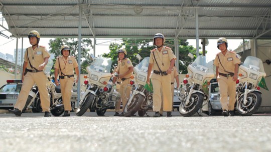 Hình ảnh đẹp “lính dẫn đường” đón khách quốc tế - 2