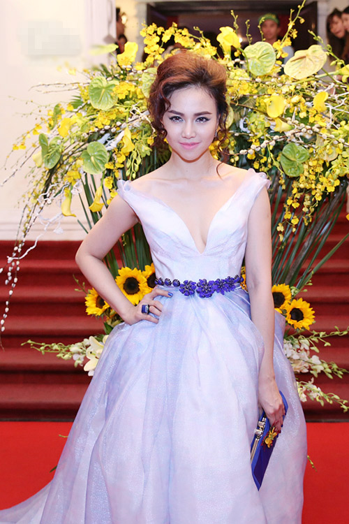 "Bỏng mắt" với loạt khoảnh khắc gợi cảm của Ngọc Diệp - 5