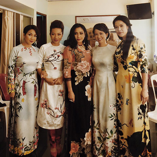 Facebook sao 21/11: Nhã Phương xác nhận yêu Trường Giang - 4